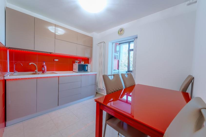 Apartament cu 3 camere decomandat, mobilat în Km 4-5