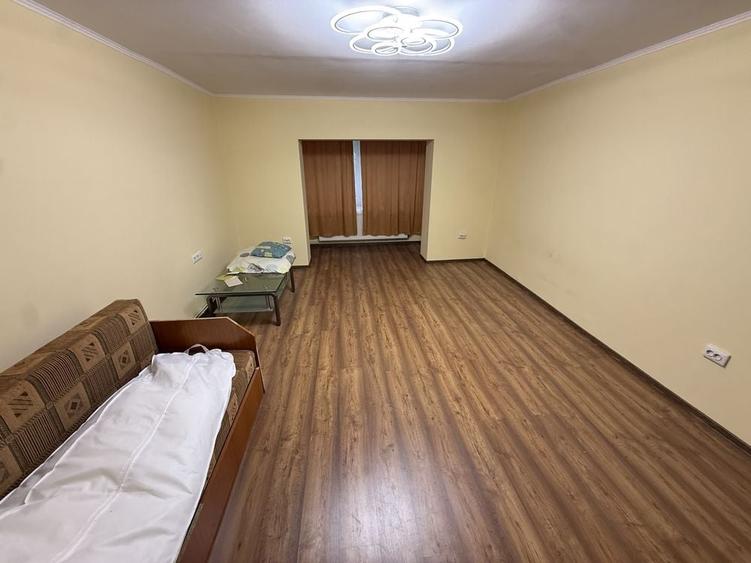 Ofer spre inchiriere Apartament 2 camere in Micro 17 - 4