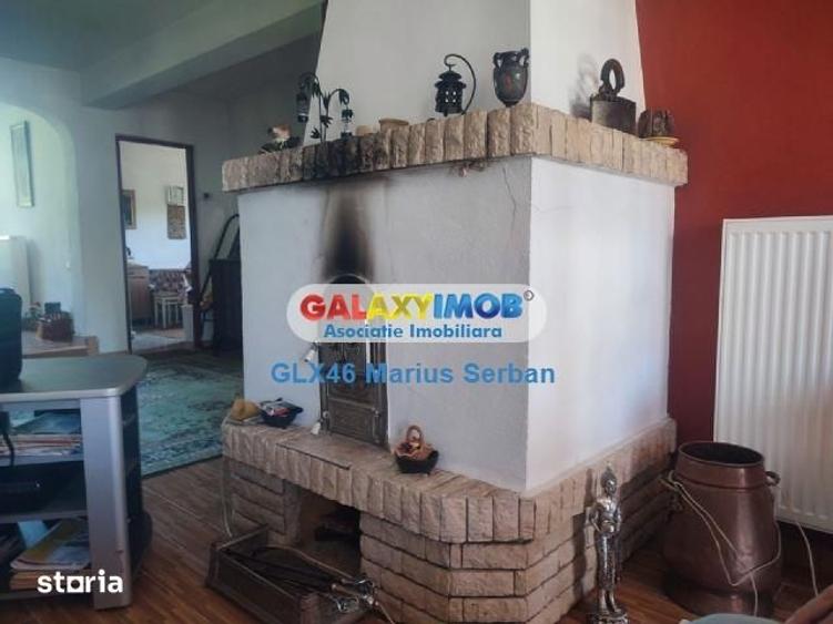 Casă cu 5 camere cu Teren 3657 Mp în Valea