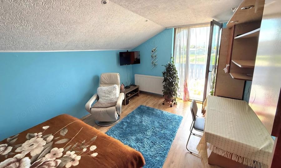 Casă cu 15 camere cu Teren 578 Mp în Colonia Bod