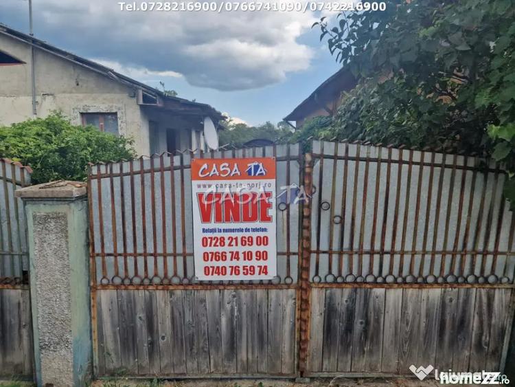 Casă cu 2 camere cu Teren 2554 Mp în Sănătești