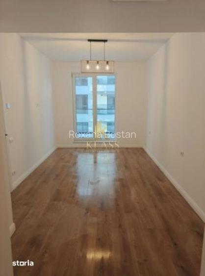 Spatiu birou 2 camere | MTM Pipera Lake | Loc de parcare | Balcon |