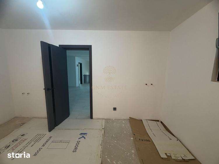 Casă cu 5 camere cu Teren 174 Mp în Berceni