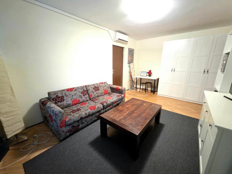 Apartament cu 2 camere semidecomandat în Dristor