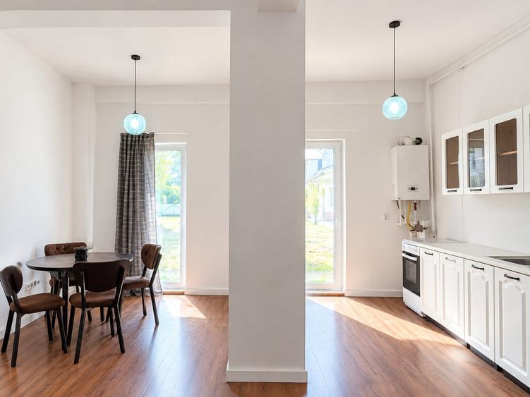 Apartament cu 2 camere semidecomandat, mobilat în Dâmbul Rotund