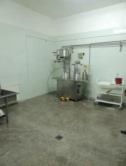 Spațiu comercial, de 500 mp, în Budești