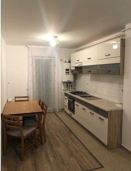 Apartament cu 2 camere decomandat în Florești