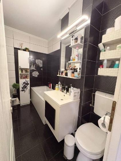 Apartament cu 3 camere decomandat, mobilat în Păcurari