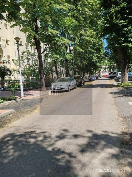 Garsoniera str Valeriu Braniste etaj 2/4 - 8