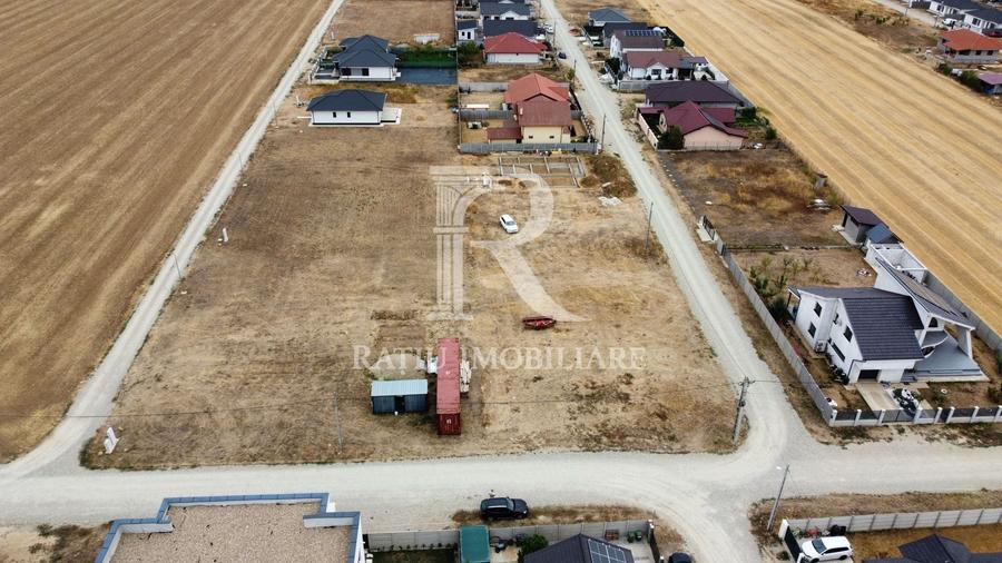 Teren Construcții intravilan de 541 mp, în Sântandrei