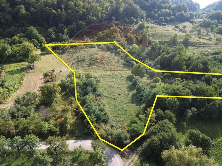Teren Construcții de 16500 mp, în Măgureni