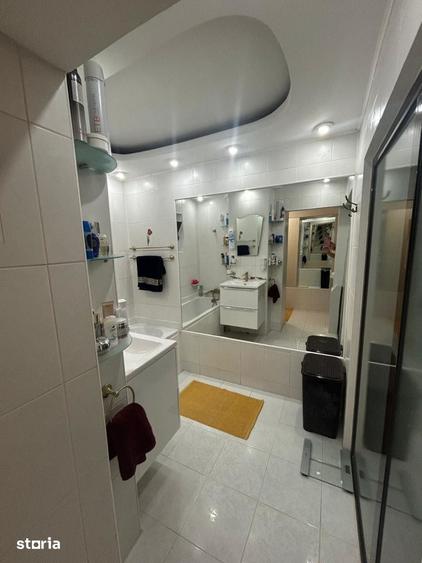 Apartament cu 4 camere în Central