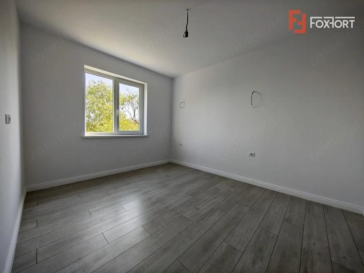 Apartament cu 2 camere decomandat în Giroc