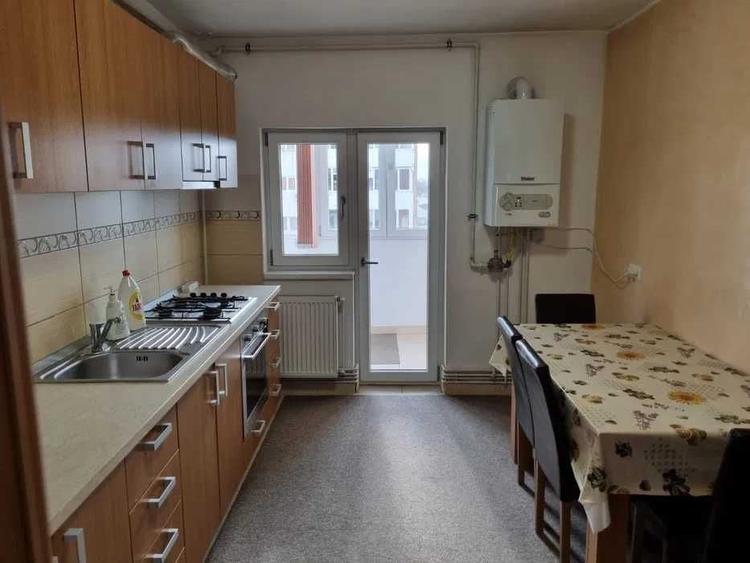 Apartament cu 2 camere decomandat în Simion Bărnuțiu
