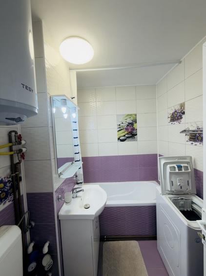 Garsonieră decomandată în Vitan