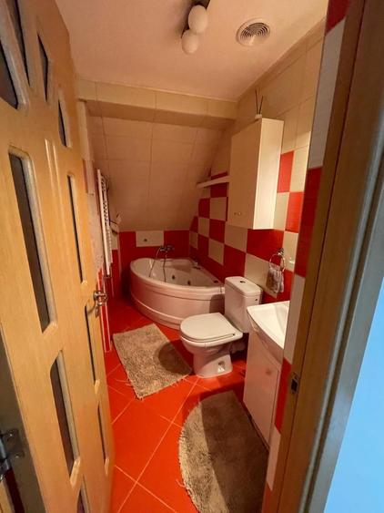 Apartament cu 2 camere decomandat, mobilat în Girocului