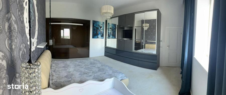 Apartament cu 3 camere decomandat în Văcăresti