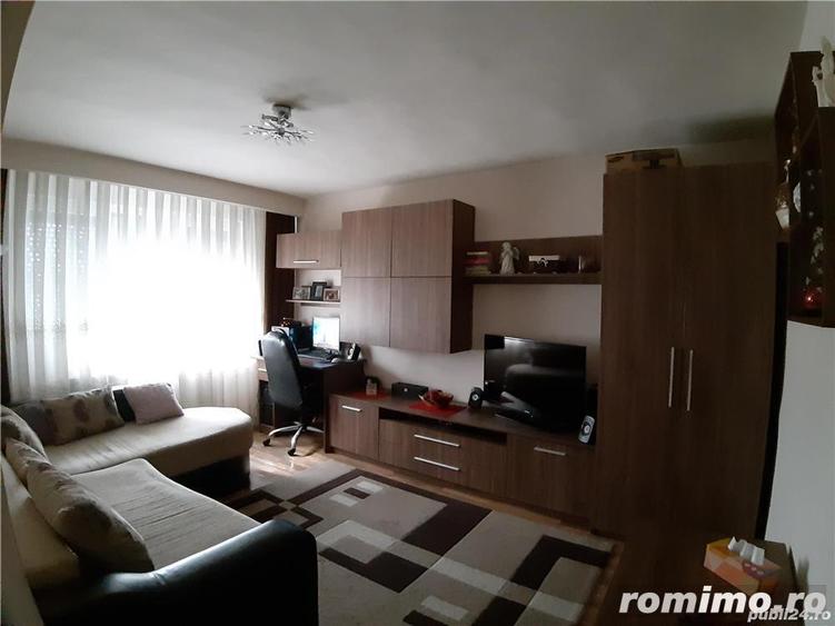 Apartament cu 2 camere decomandat în Steaua