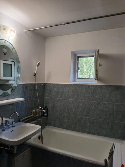 Apartament cu 2 camere decomandat în Exterior Vest