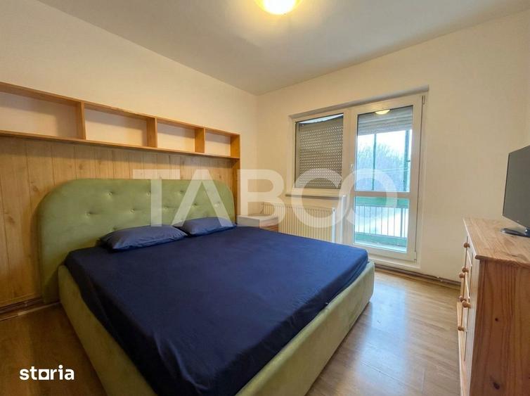 Apartament cu 3 camere decomandat, mobilat în Valea Aurie