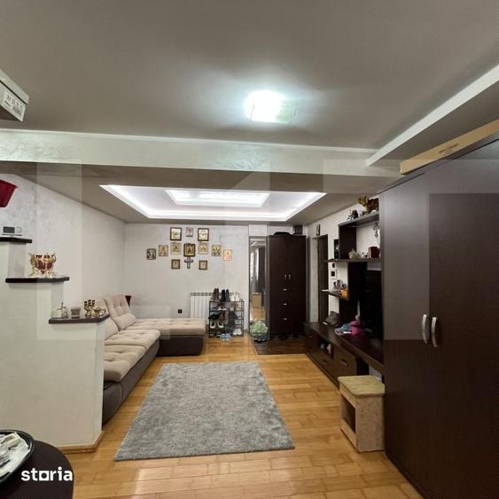 Apartament cu 3 camere decomandat în Central