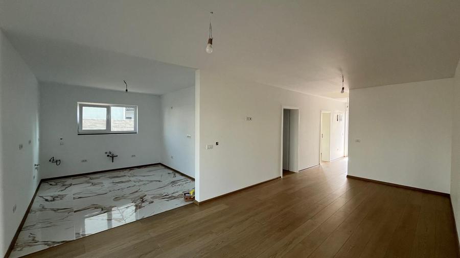 Duplex cu 3 camere cu Canalizare în Moșnița Nouă