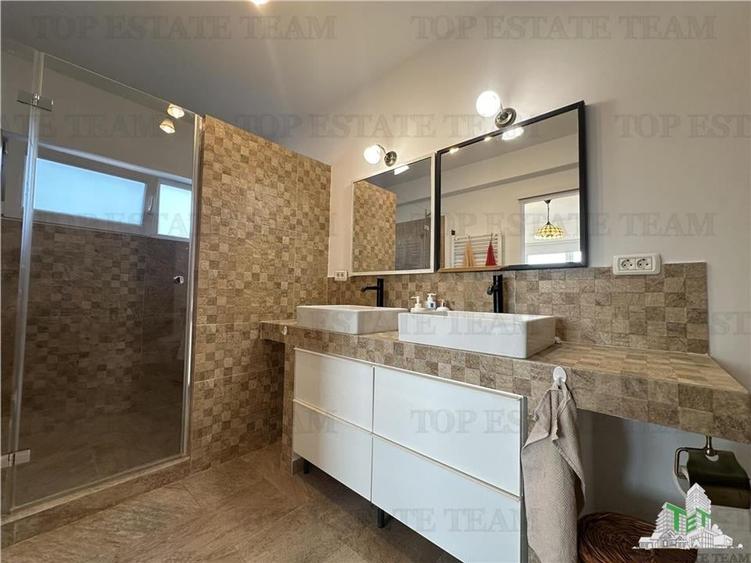 Casă individuală cu 4 camere cu Canalizare în Dragomirești-Deal