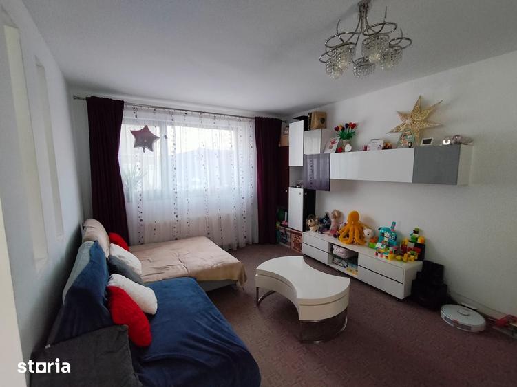 Casă cu 4 camere cu Teren 200 Mp în Ruginoasa