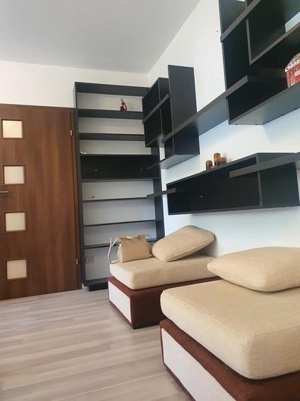 Apartament cu 2 camere semidecomandat în Baba Novac