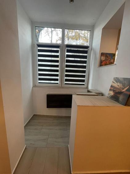 Garsonieră decomandată în Vama