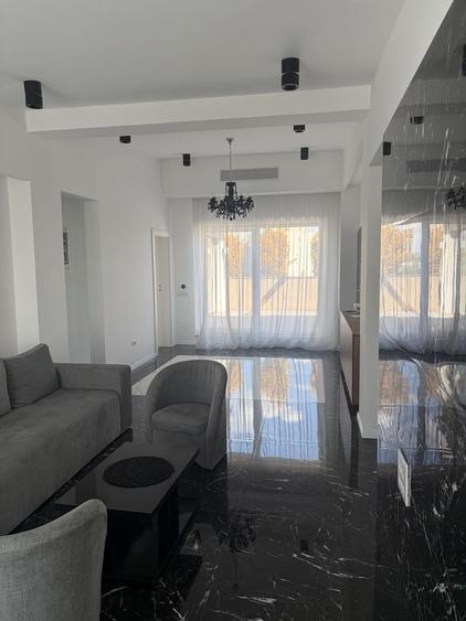 Apartament cu 3 camere decomandat în Ultracentral