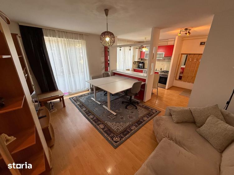 Apartament cu 2 camere semidecomandat în Orașul Vechi