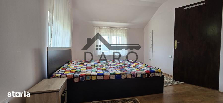 Casă cu 4 camere cu Teren 600 Mp în Livezeni