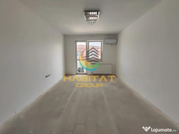Apartament cu 3 camere decomandat în Exterior Vest