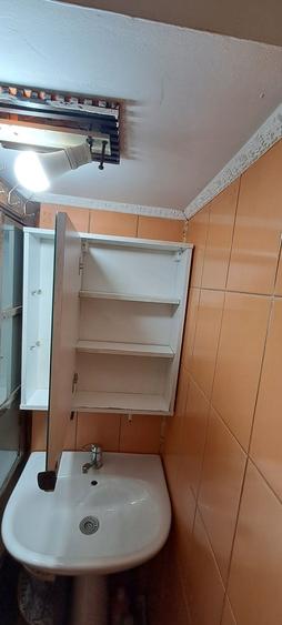Garsonieră decomandată în Steaua