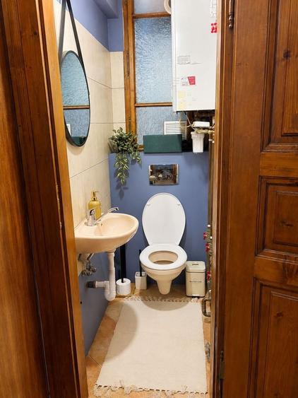 Apartament cu 3 camere semidecomandat, mobilat în Ultracentral