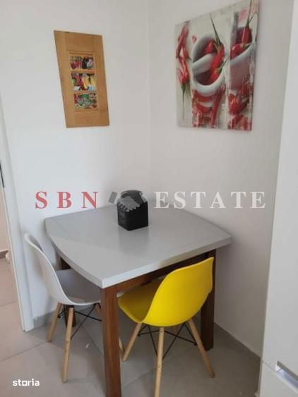 Apartament cu 2 camere decomandat, mobilat în Central