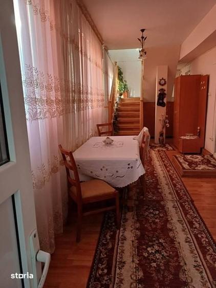 Casă cu 4 camere cu Teren 180 Mp în Poșta