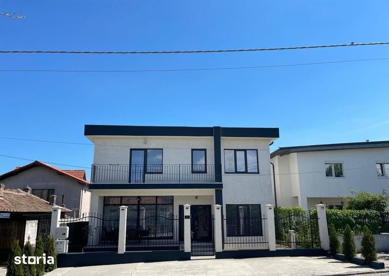 Casă cu 4 camere cu Teren 162 Mp în Central