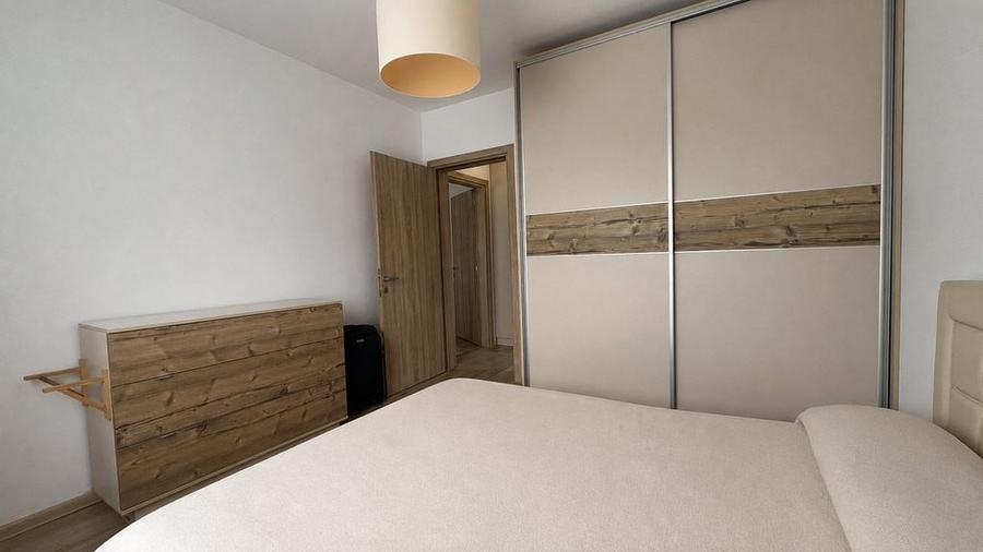 Apartament cu 2 camere semidecomandat în Băneasa