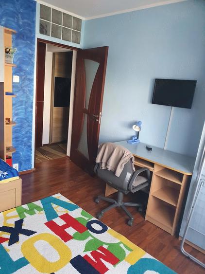 Apartament cu 3 camere decomandat în Dragoș Vodă