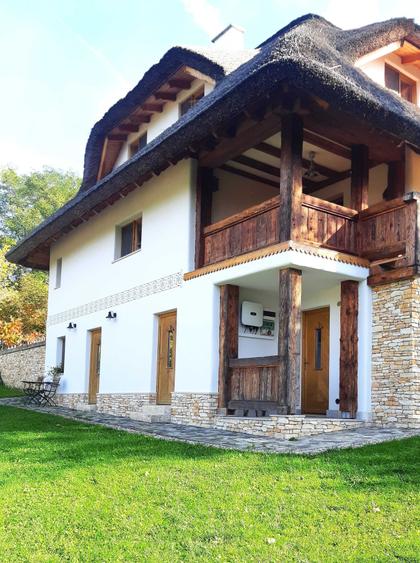 Casă cu 4 camere în Sălicea