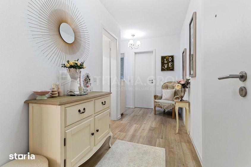 Apartament cu 3 camere, mobilat în Tractorul