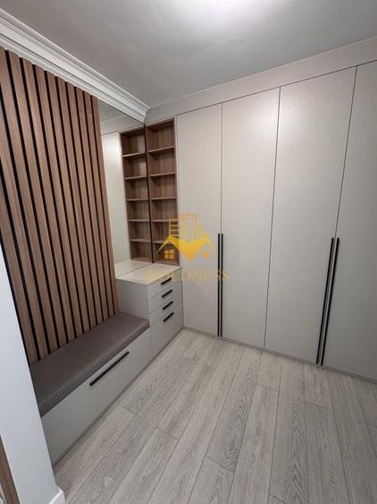 Apartament cu 3 camere decomandat, mobilat în Iris