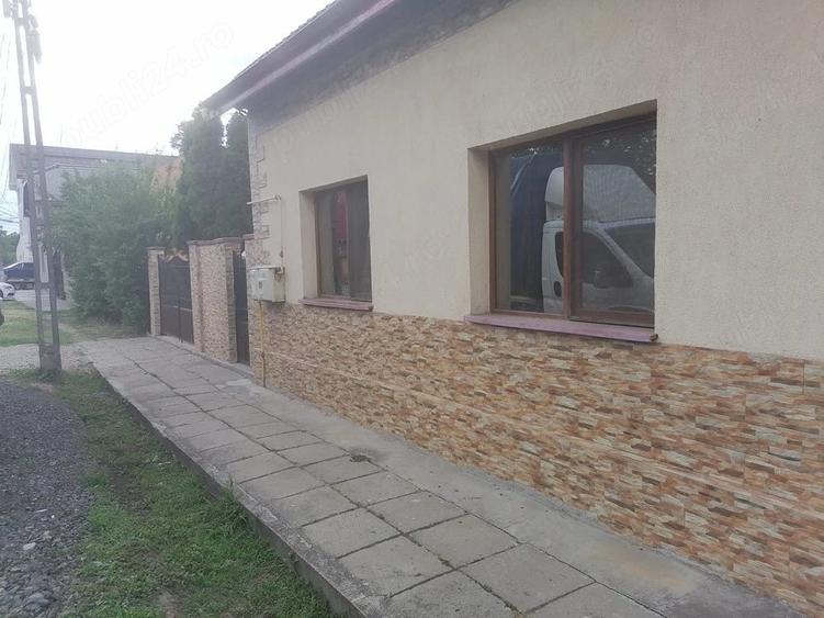 Casă cu 5 camere cu Teren 370 Mp în Exterior Vest