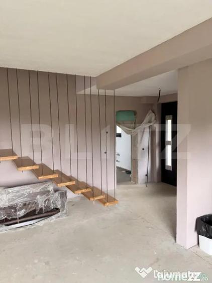 Casă cu 4 camere cu Teren 4150 Mp în Cheile Râșnoavei