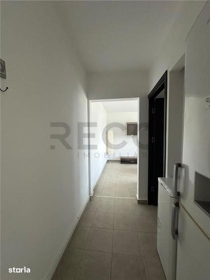 RECO Apartament renovat la etajul 2 - 3