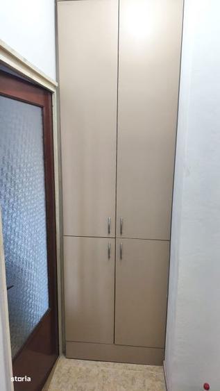 Apartament cu 3 camere semidecomandat, mobilat în Rahova — fotografia 2