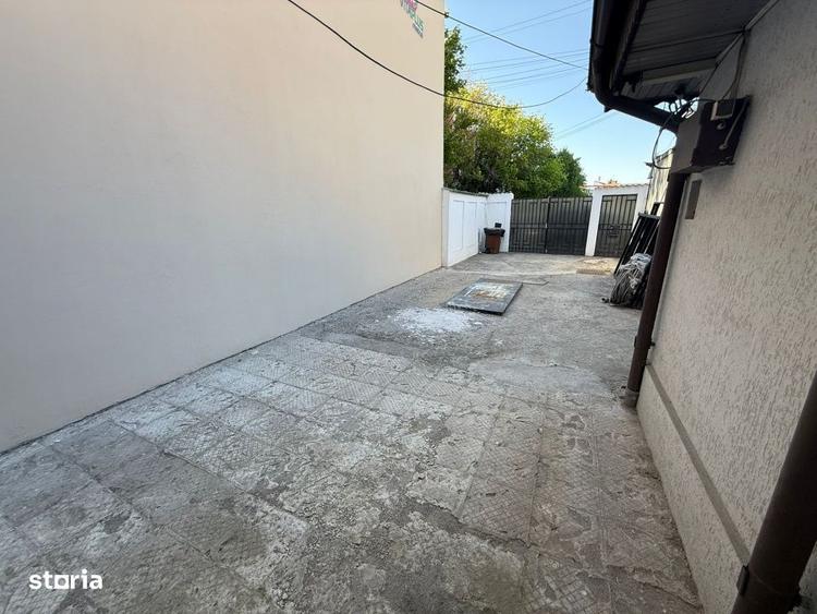 Casă cu 4 camere cu Teren 261 Mp în Rovine