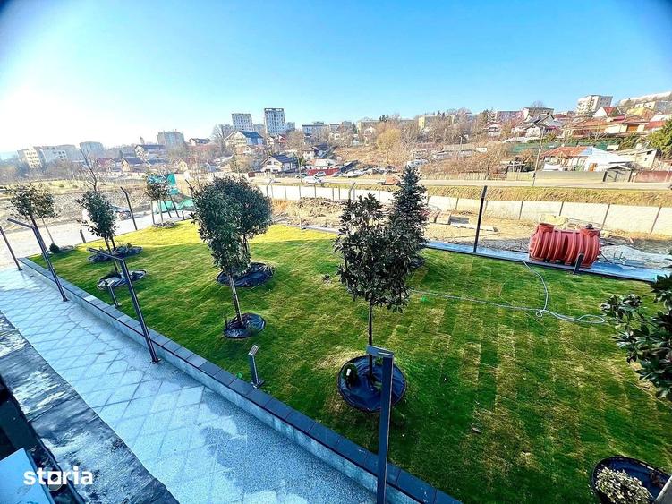 Apartament cu 3 camere decomandat în Tătărași